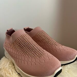 Elegant Pink Slip-On Sneakers